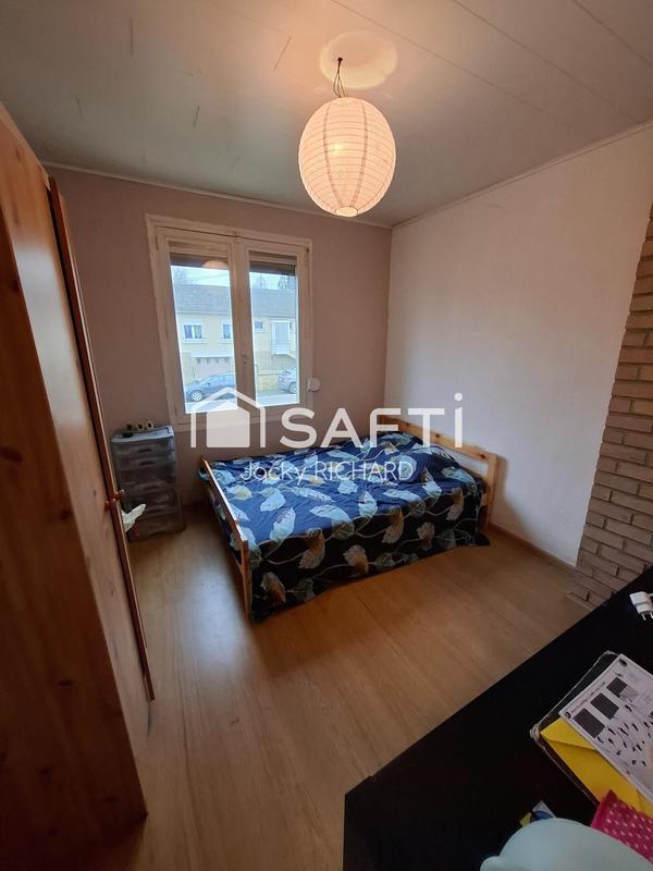 Maison - 101 m² - 5 pièces