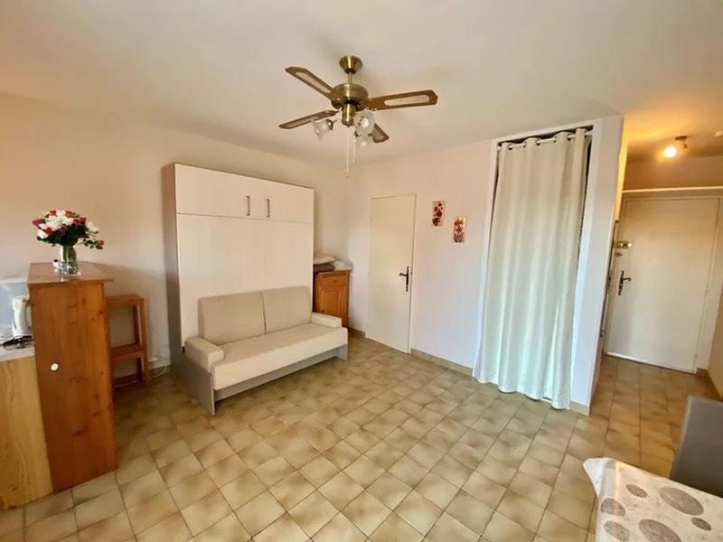 Studio - 25 m² - 1 pièce
