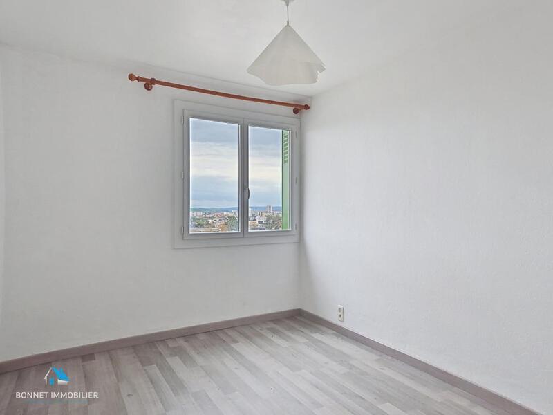Appartement - 60 m² - 4 pièces
