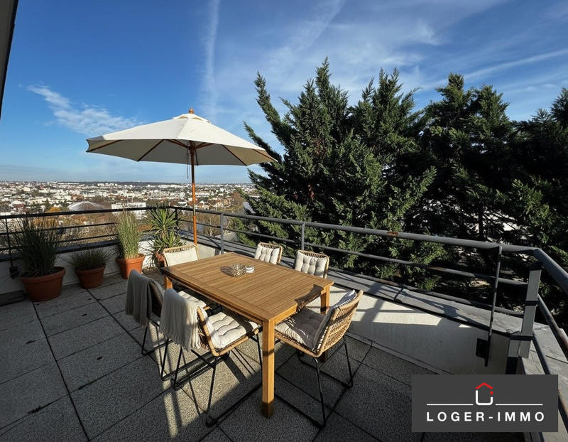 Appartement - 93 m² - 4 pièces