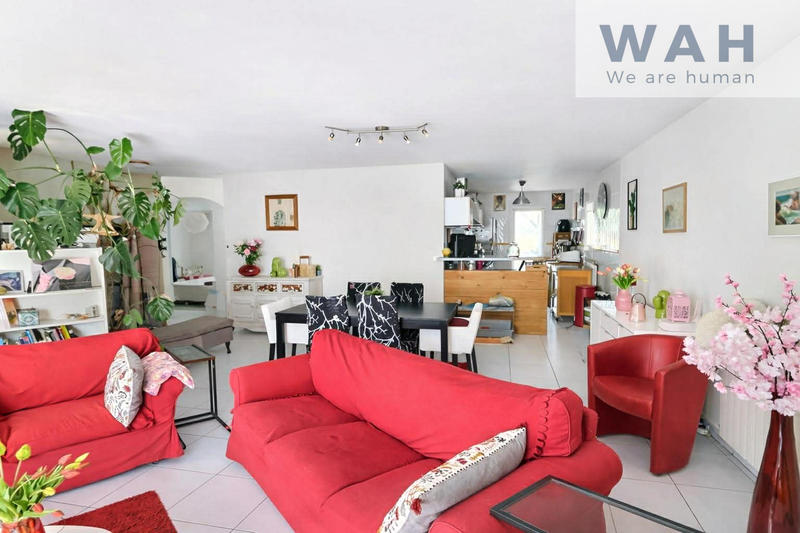 Maison - 111 m² - 4 pièces