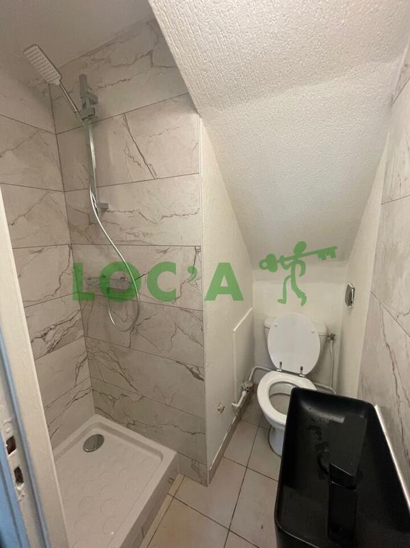 Studio - 10 m² - 1 pièce