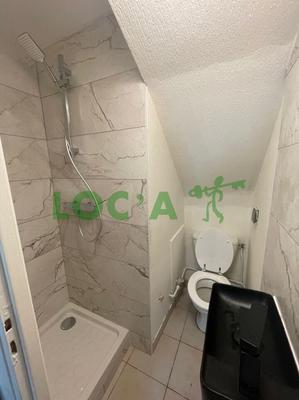 Studio - 10 m² - 1 pièce