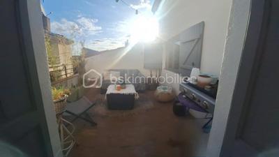 Immeuble - 122 m² - 8 pièces