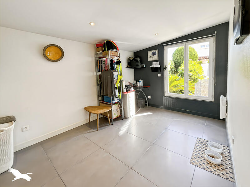 Maison - 94 m² - 5 pièces