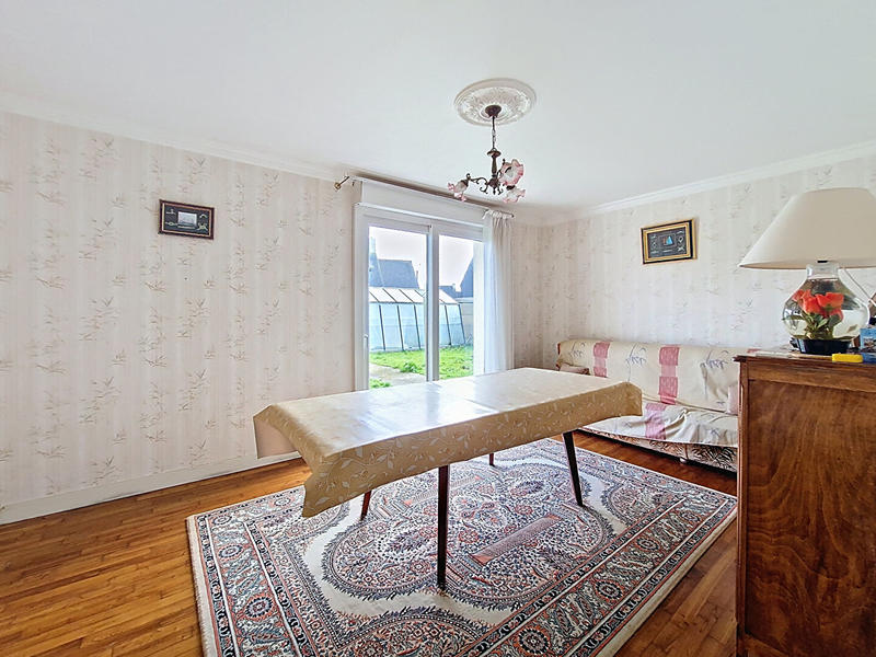 Maison - 101 m² - 7 pièces