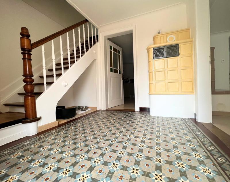 Maison - 204 m² - 6 pièces