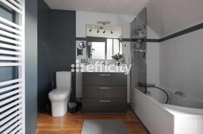 Appartement - 82 m² - 4 pièces