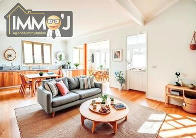 Maison - 210 m² - 4 pièces