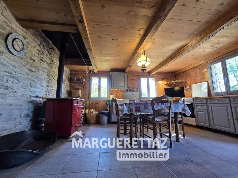 Ferme - 137 m² - 4 pièces