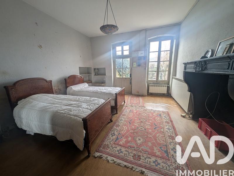 Maison - 140 m² - 12 pièces