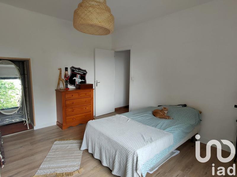 Maison - 250 m² - 9 pièces