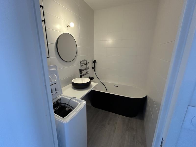 Appartement - 85 m² - 6 pièces