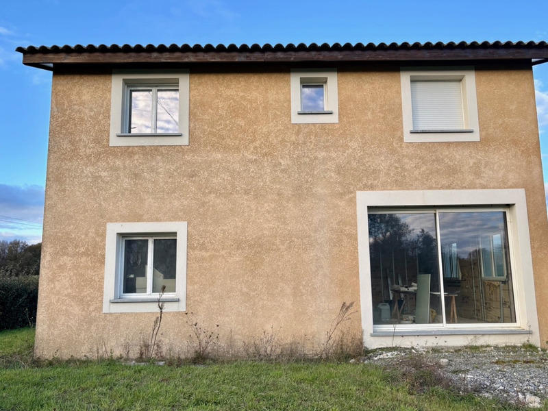Maison - 105 m² - 4 pièces