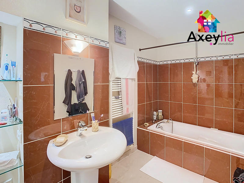 Maison - 125 m² - 5 pièces