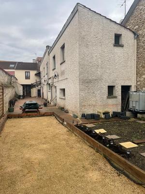 Immeuble - 108 m² - 10 pièces