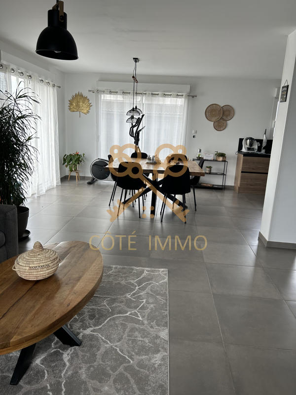 Maison - 145 m² - 6 pièces