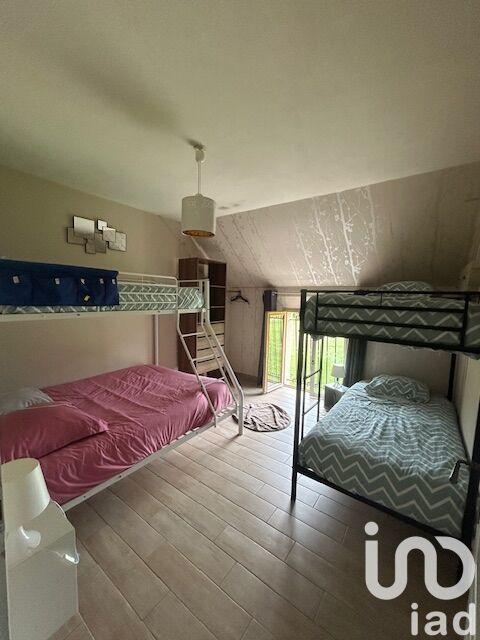 Maison - 206 m² - 5 pièces