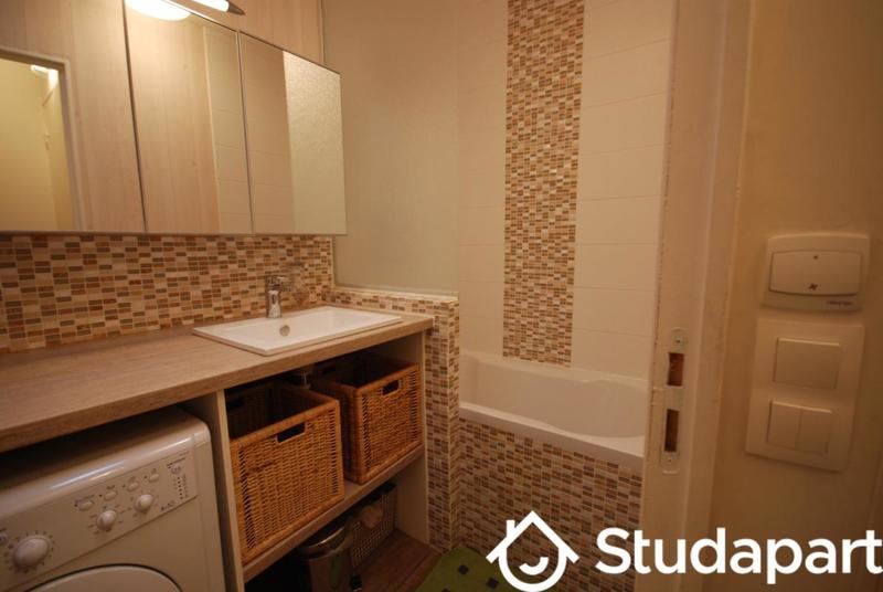 Appartement - 100 m² - 5 pièces