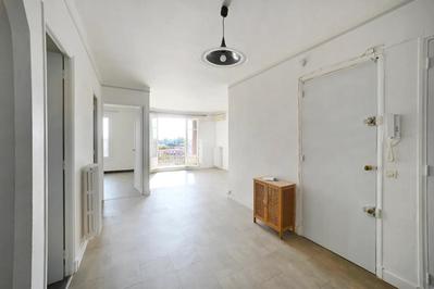 Appartement ancien - 67 m² - 3 pièces