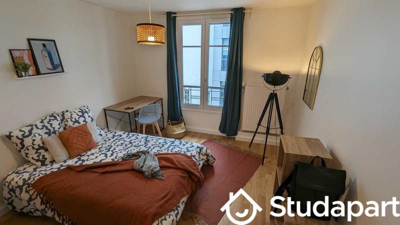 Chambre - 13 m² - 1 pièce