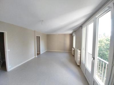 Appartement - 67 m² - 4 pièces