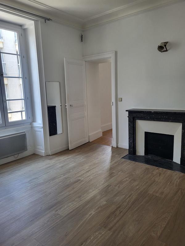 Appartement - 75 m² - 3 pièces