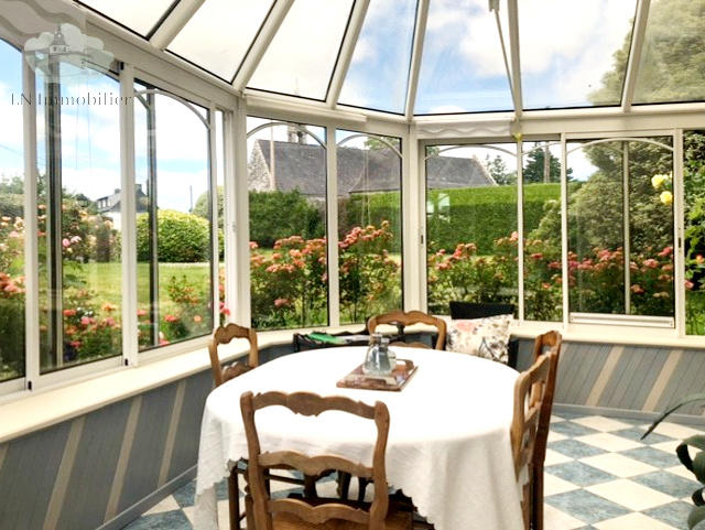 Propriété - 290 m² - 13 pièces