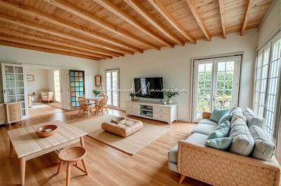 Maison - 158 m² - 6 pièces