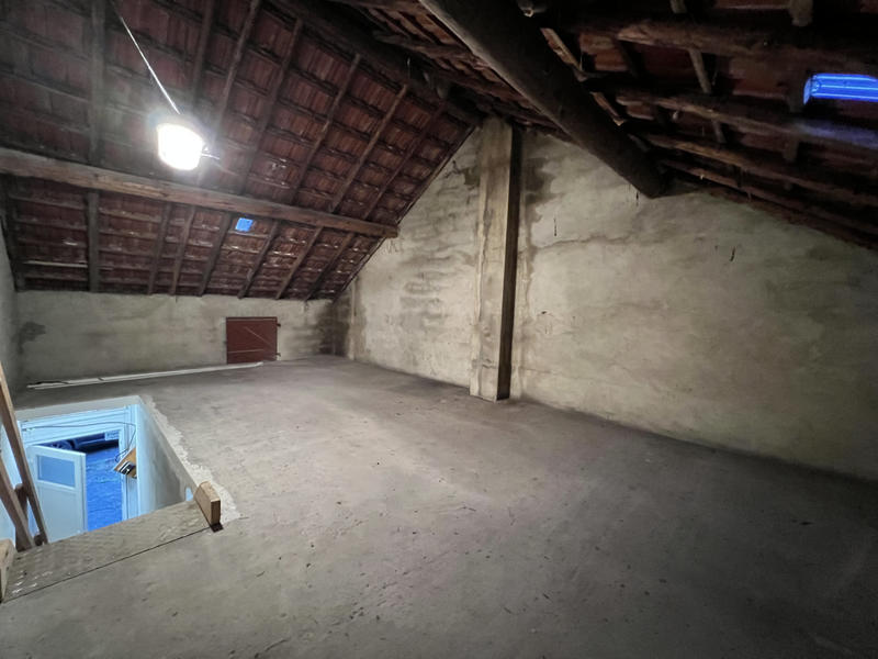 Parking / Garage - 55 m²