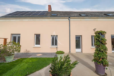 Maison - 210 m² - 6 pièces