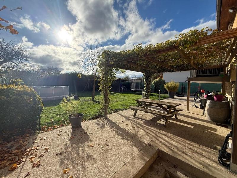 Maison - 143 m² - 6 pièces