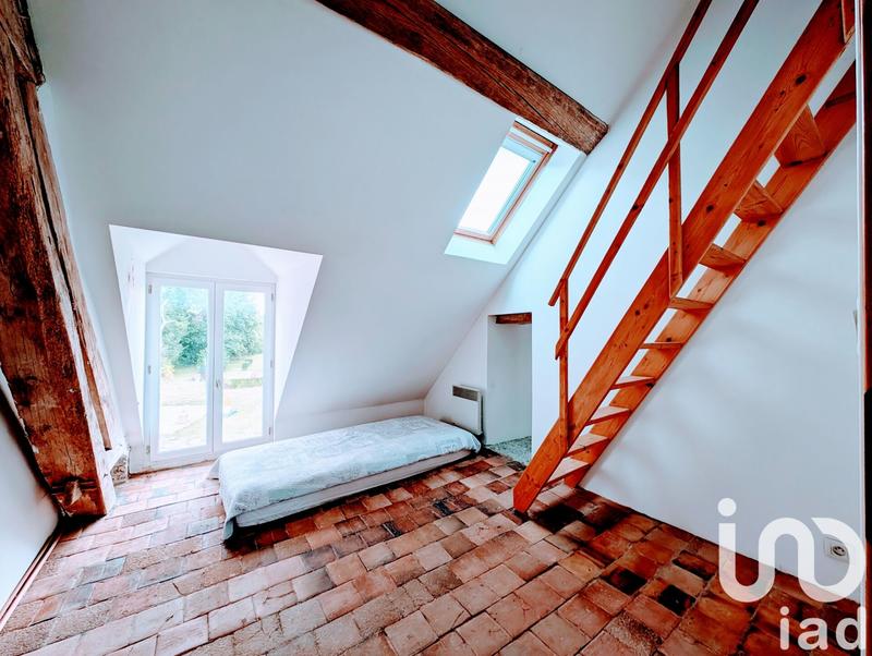 Maison - 210 m² - 6 pièces