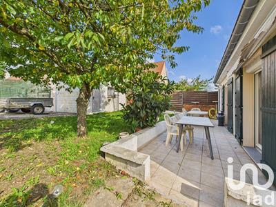 Maison - 99 m² - 4 pièces