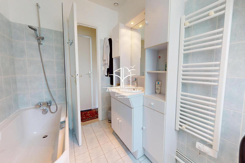 Maison traditionnelle - 120 m² - 7 pièces