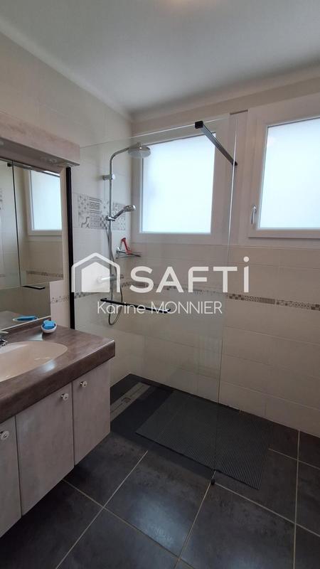 Maison - 159 m² - 7 pièces