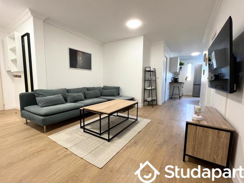 Chambre - 11 m² - 1 pièce