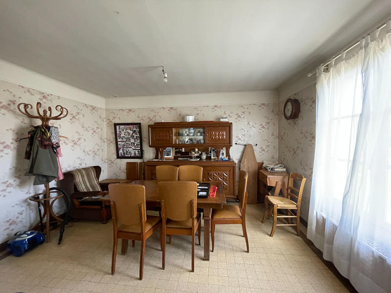 Maison - 95 m² - 5 pièces