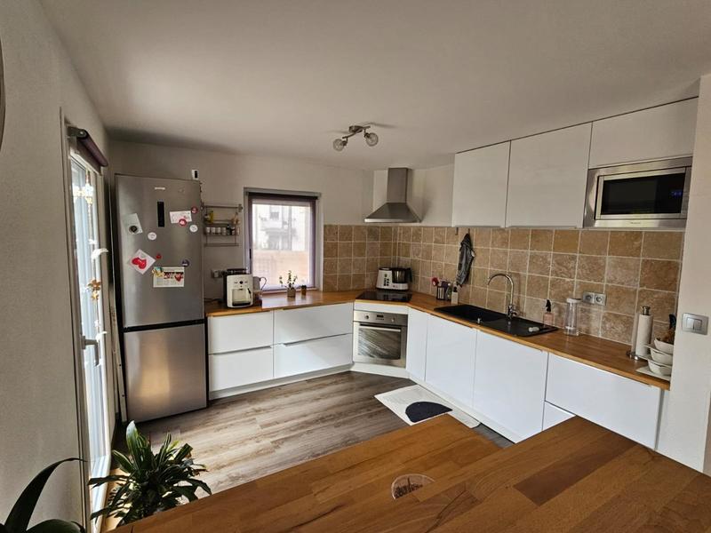 Maison - 130 m² - 6 pièces