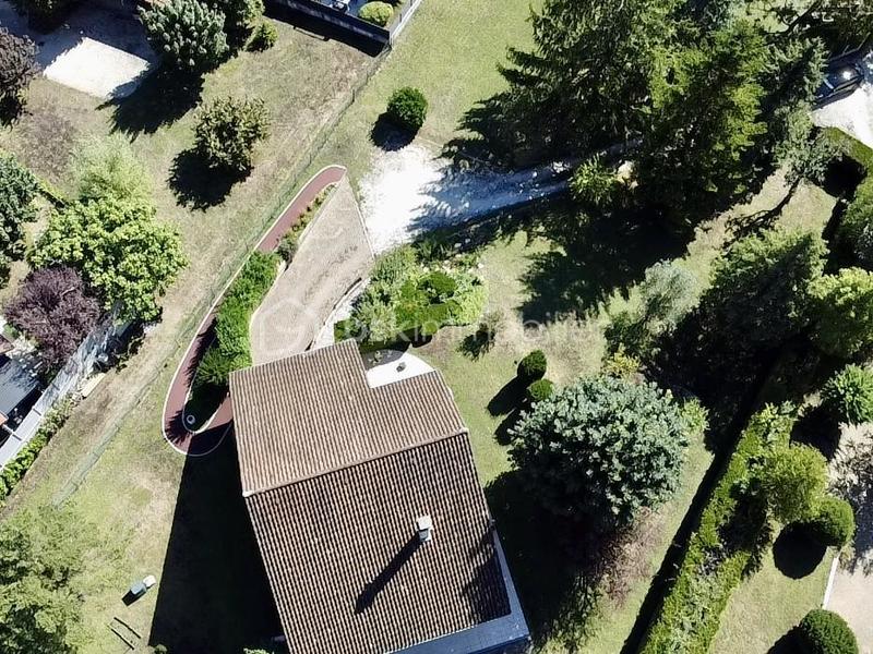 Maison - 143 m² - 6 pièces