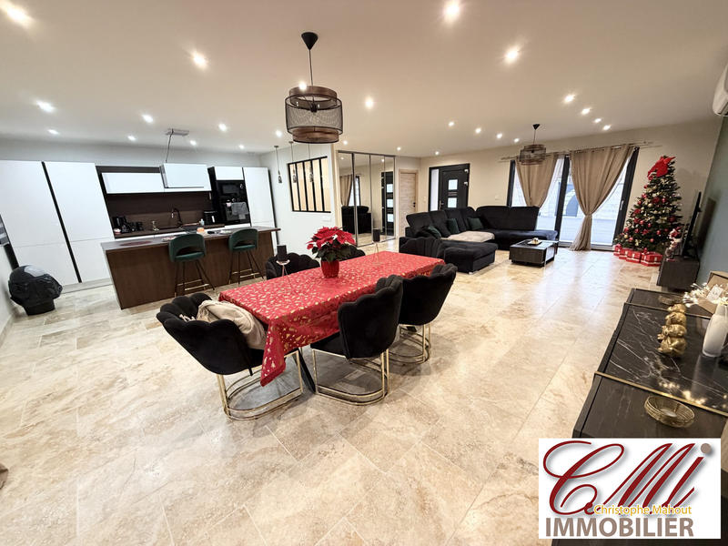 Maison - 150 m² - 5 pièces