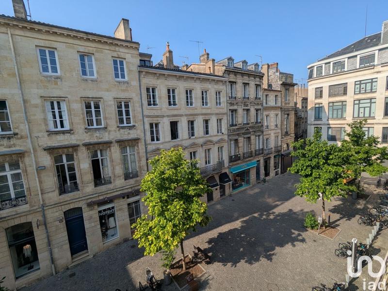 Maison - 252 m² - 11 pièces