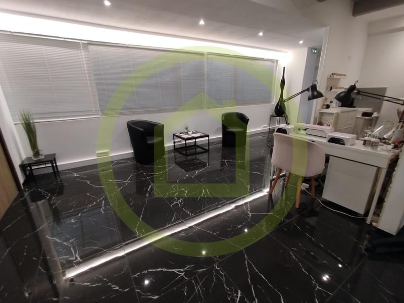 Fonds de commerce - Local d'activité / Entrepôt - 147 m²