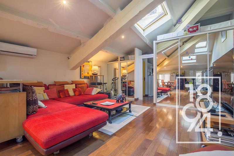 Loft - 72 m² - 2 pièces