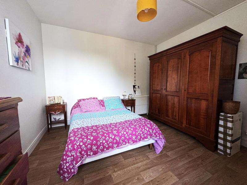 Maison - 182 m² - 7 pièces