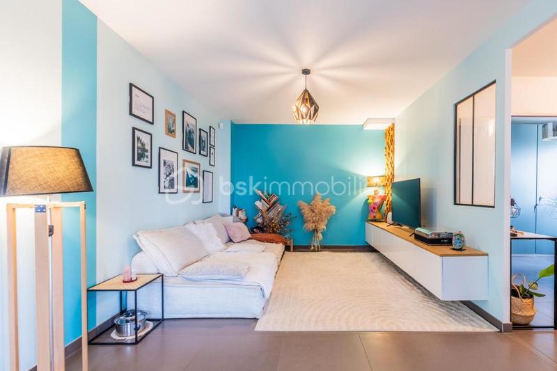 Maison - 94 m² - 5 pièces