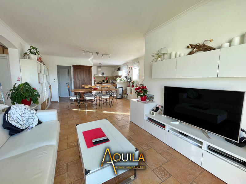 Appartement - 75 m² - 3 pièces