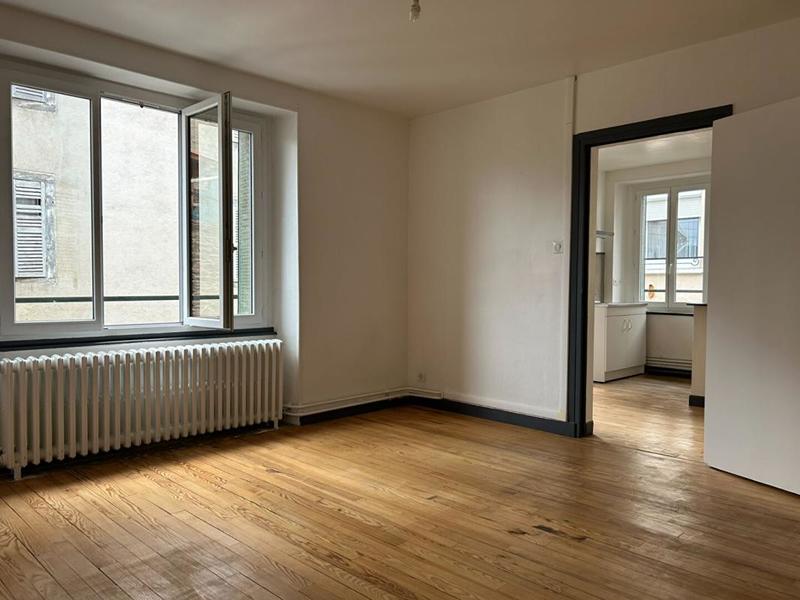 Immeuble - 238 m² - 8 pièces