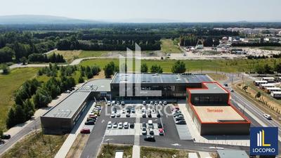 Local commercial - 305 m²