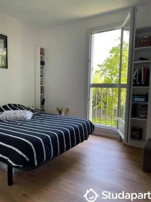 Chambre - 12 m² - 1 pièce